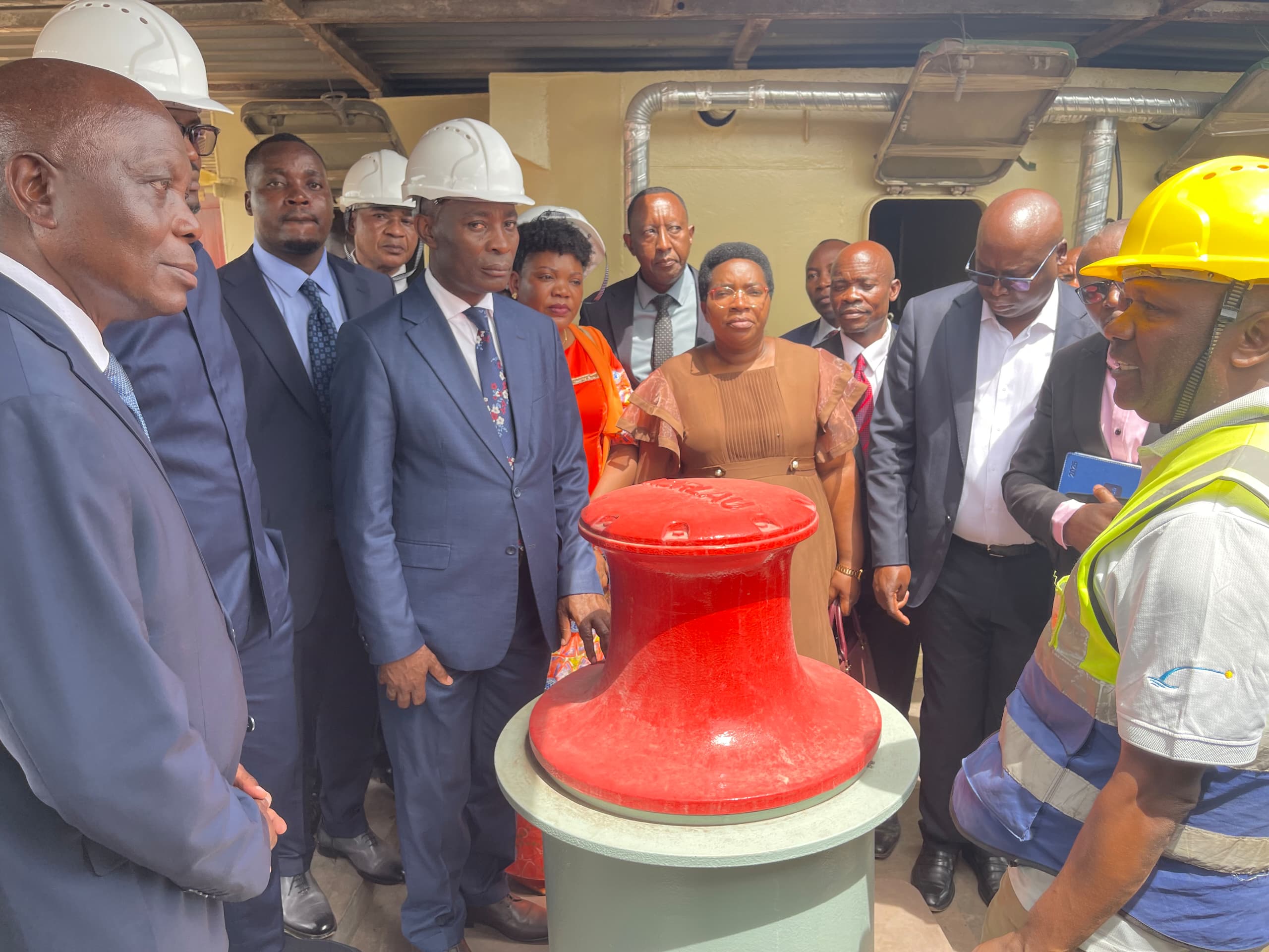 TANZANIE : Le gouverneur Jean-Jacques Purusi Sadiki participe au Forum des affaires et de l’investissement du lac Tanganyika à Kigoma