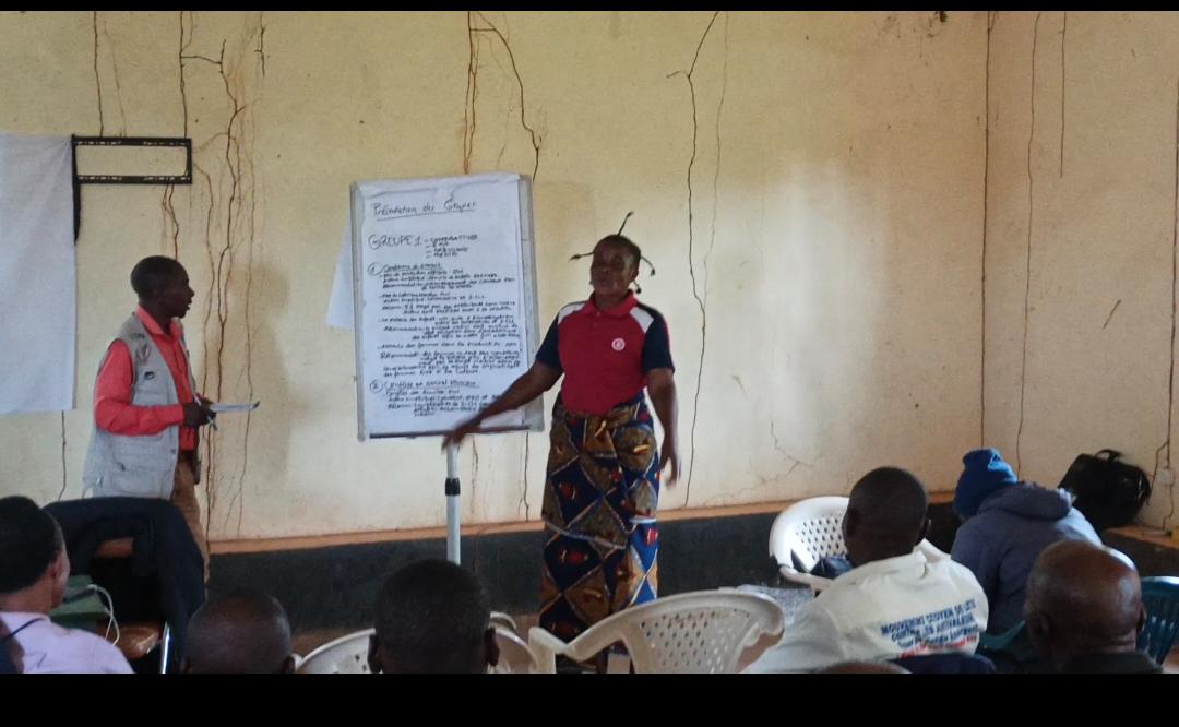Fizi : Les femmes du groupement de Basimukuma Sud réclament l’accès aux activités minières à Mukera