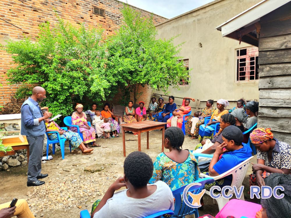 Rutshuru : CCV-RDC mise sur l’épargne communautaire pour autonomiser les femmes et les filles-mères à Rubare